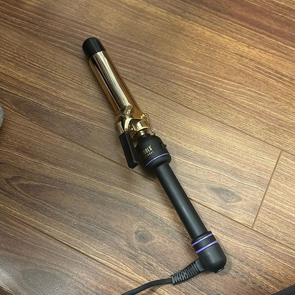 Hot tools curling iron - Picture 1 of 5